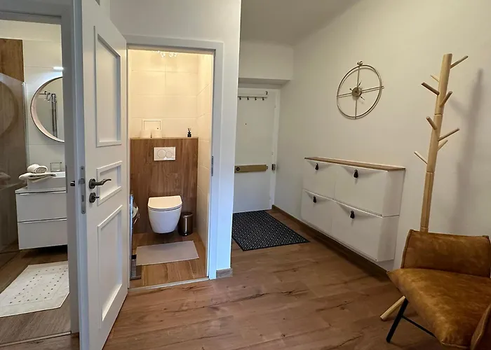 Exclusive At Vienna International Airport 0-24 Check-in * Schwechat