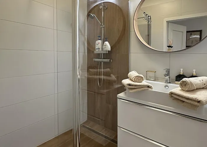 Exclusive At Vienna International Airport 0-24 Check-in